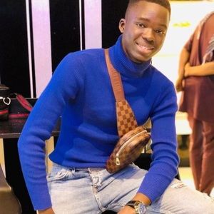 Meet your Posher, Pape fall